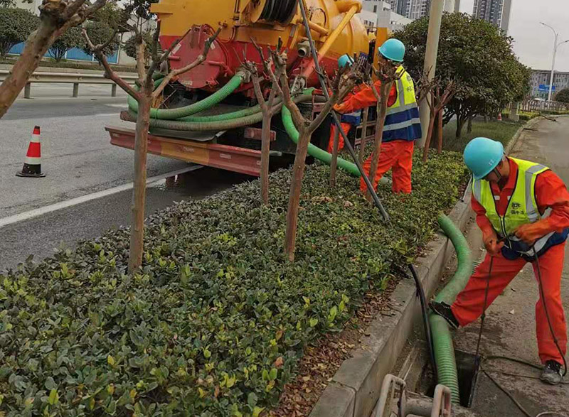 东辽市政管道清淤